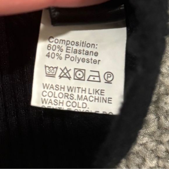 Shein Button Front Rib-Knit Cropped Cardigan - Picture 6 of 7